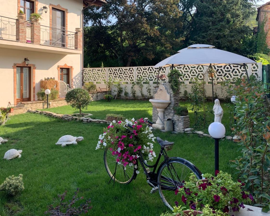 Diano dʼAlba Ca Reginella B&B المظهر الخارجي الصورة